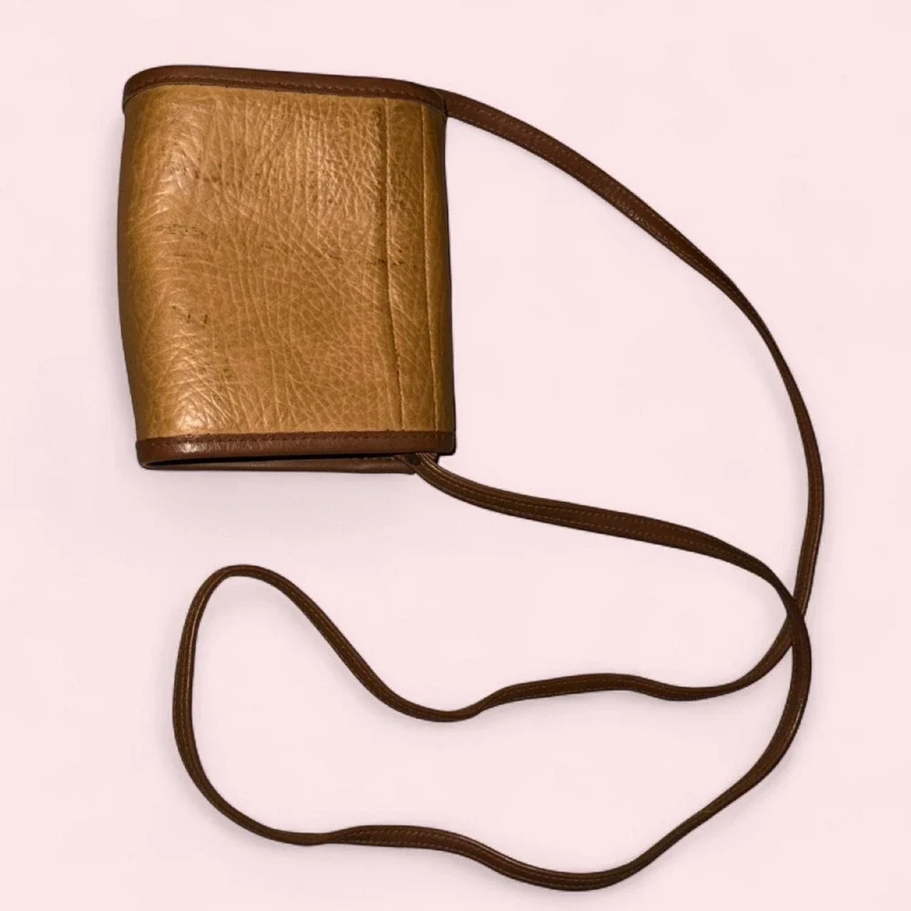 Leather bag